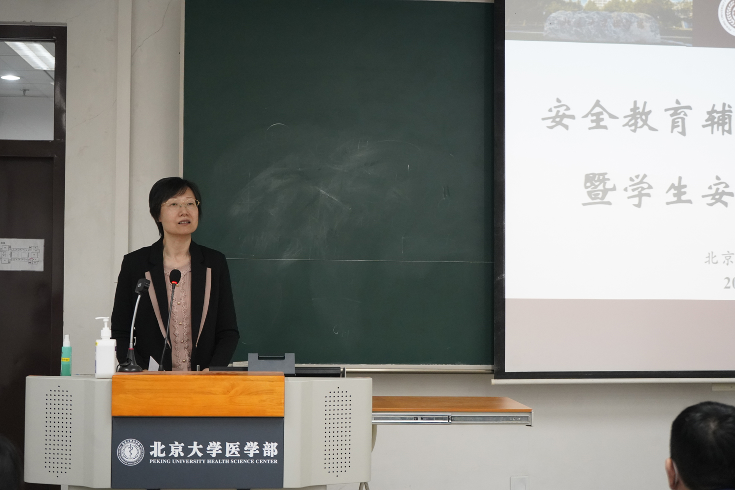 c13efc4884c842efa7096536121869e5.jpg c13efc4884c842efa7096536121869e5.jpg