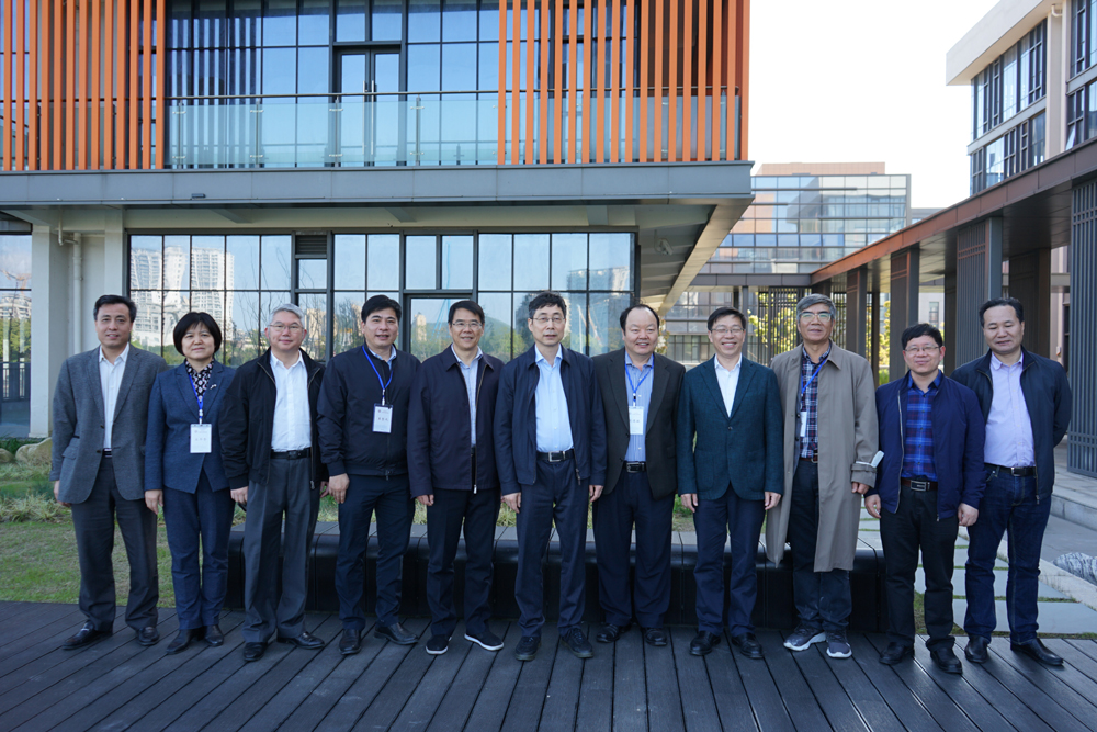 e7824c41979d475db17456941365c6e5.jpg e7824c41979d475db17456941365c6e5.jpg