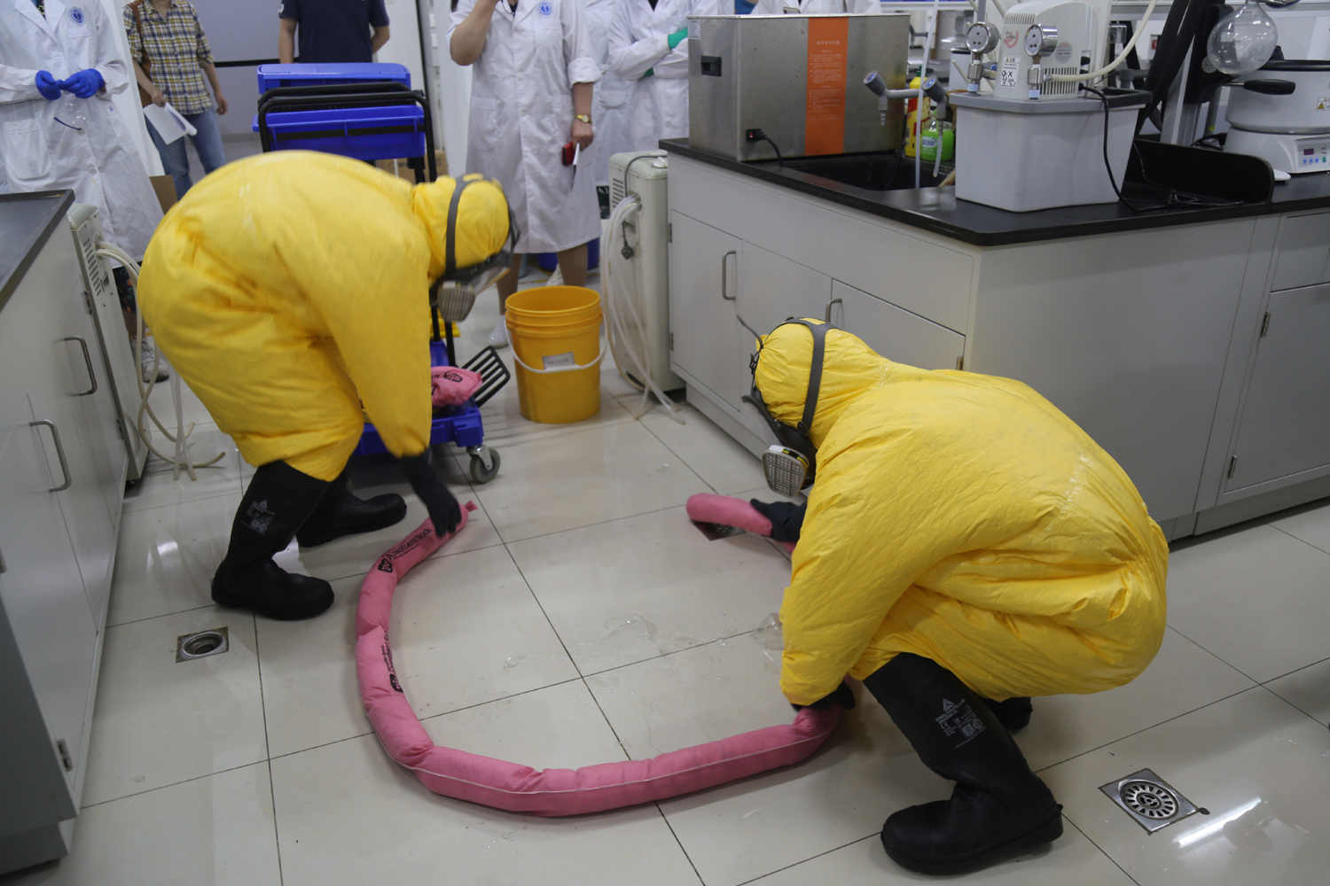 f57e0d0dc5484bbb838478c2822ee8be.jpg f57e0d0dc5484bbb838478c2822ee8be.jpg