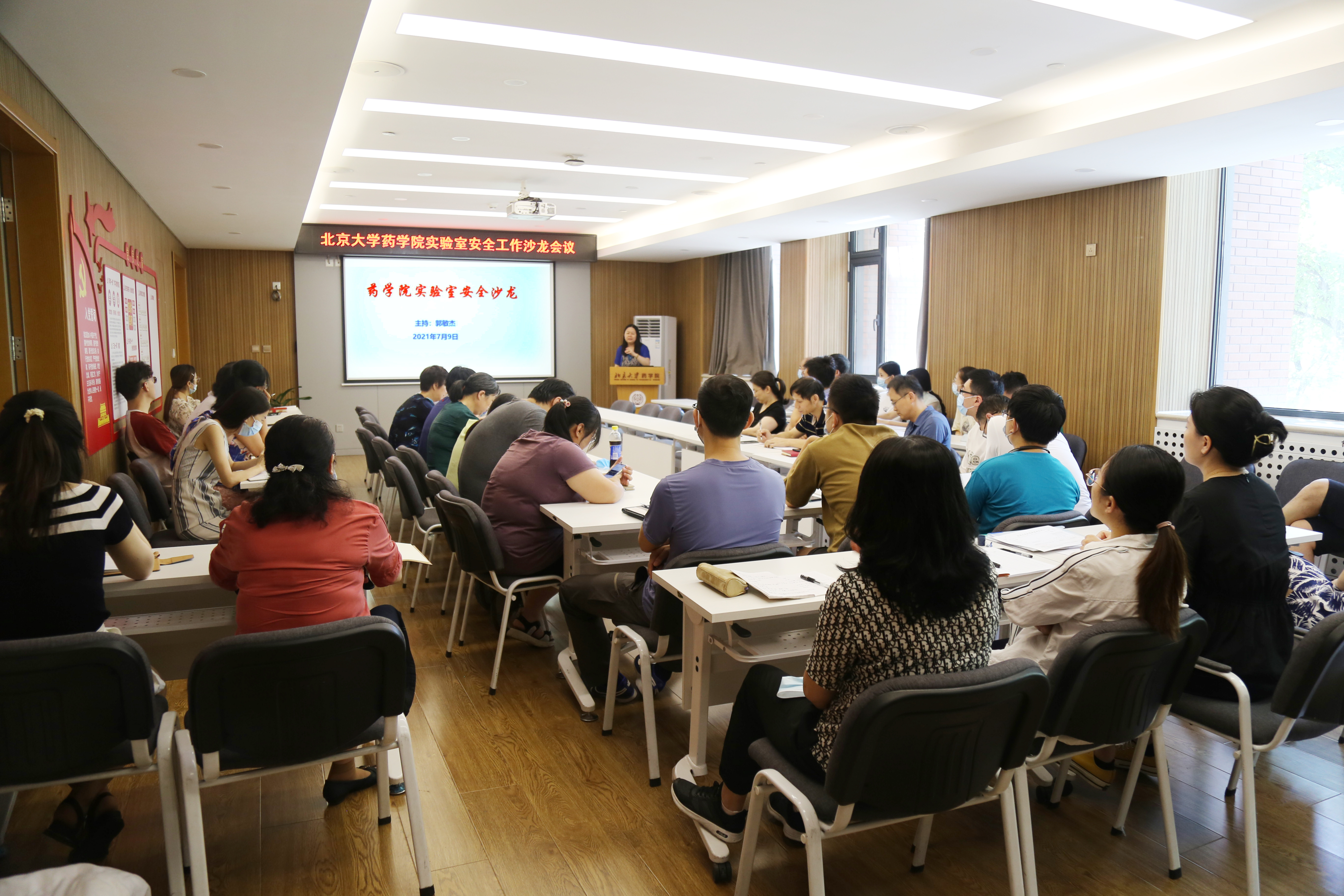 afe321ecf23d48e697898a1df0808622.jpg afe321ecf23d48e697898a1df0808622.jpg