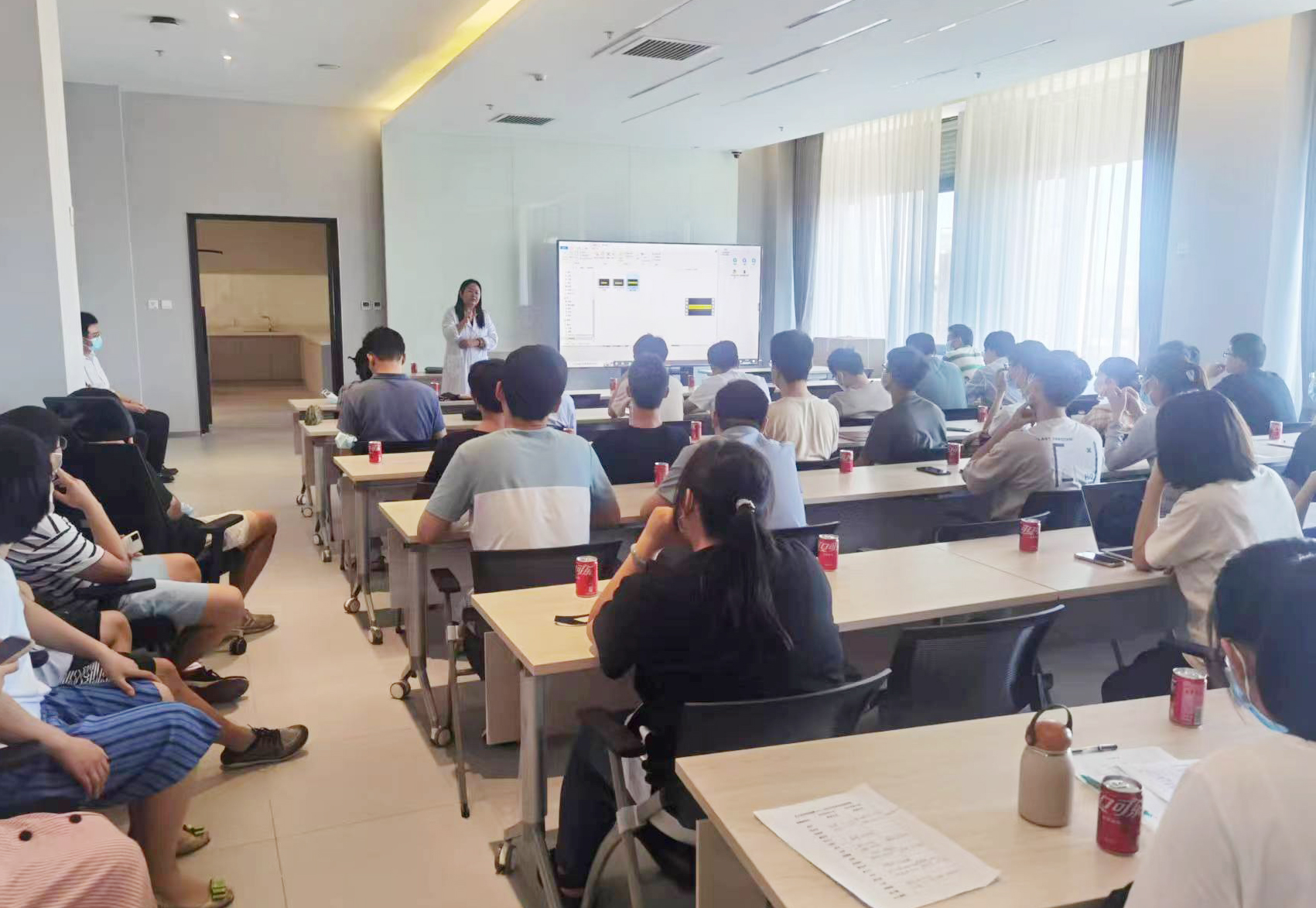 f03eb8900ef04c6f8edb9eb3605224ee.jpg f03eb8900ef04c6f8edb9eb3605224ee.jpg