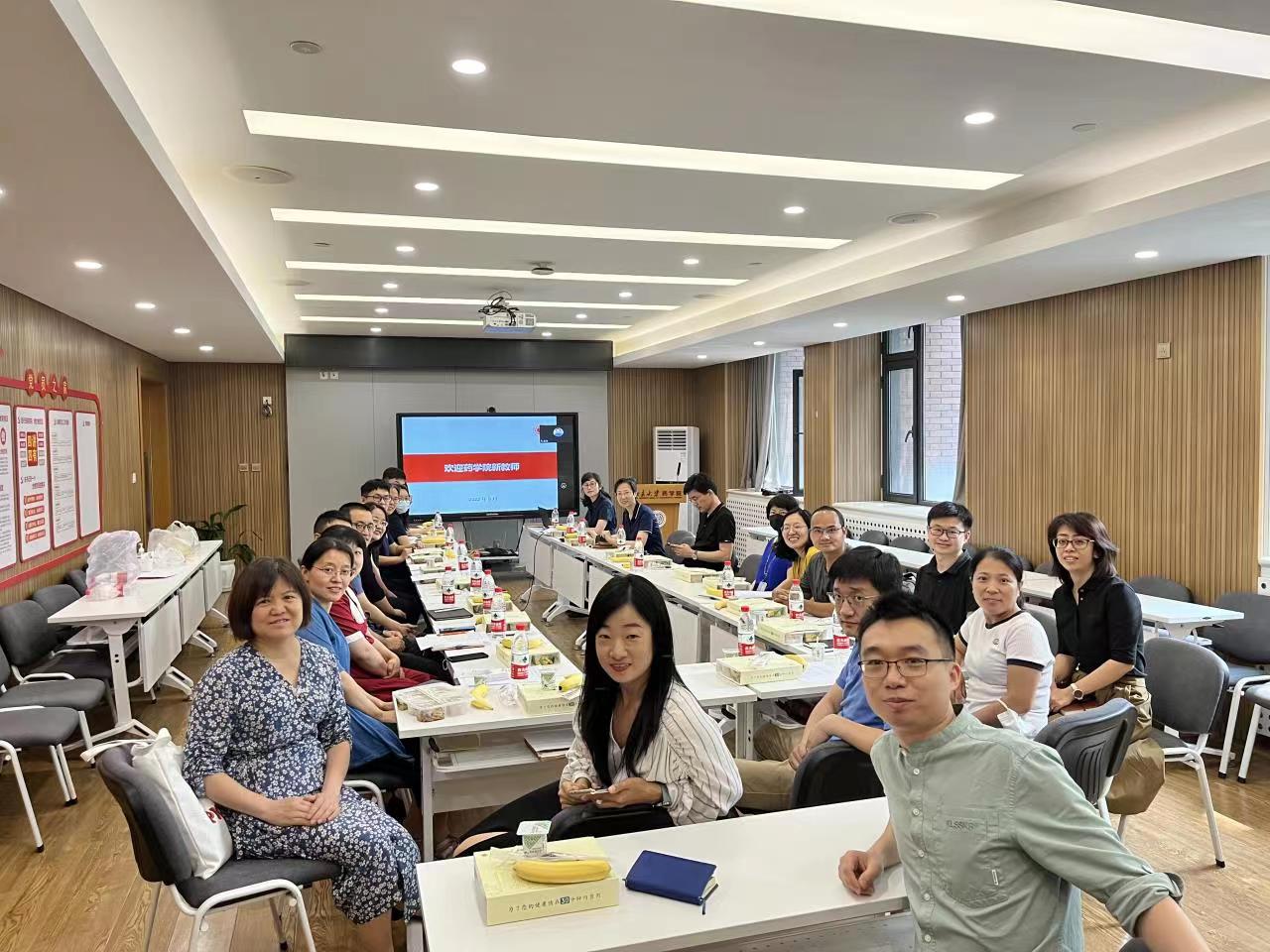 4f572b431a6b42ba8a37543eac1d7327.jpg 4f572b431a6b42ba8a37543eac1d7327.jpg