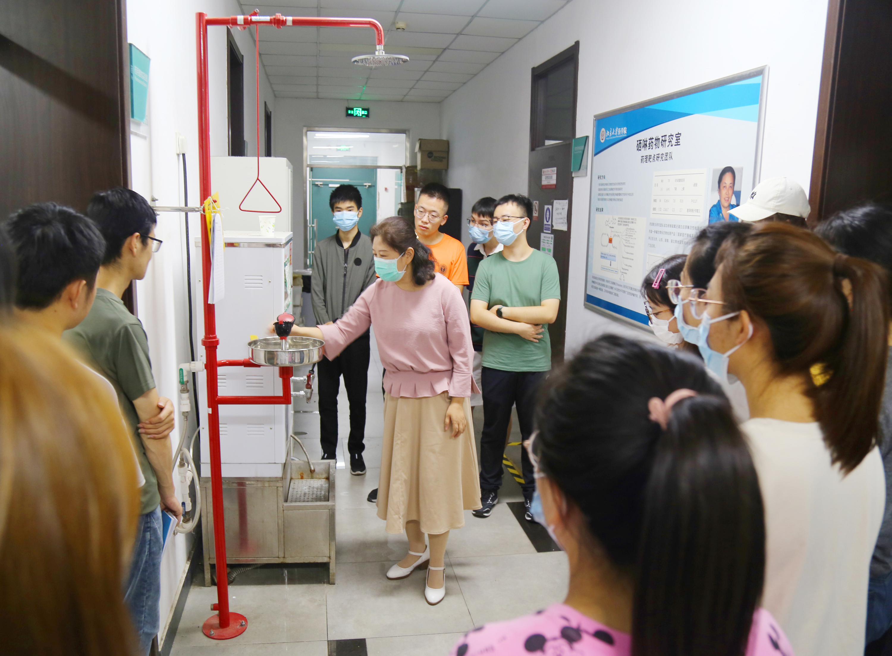 5bdebd8c81e34454bb1fec774e08861e.jpg 5bdebd8c81e34454bb1fec774e08861e.jpg