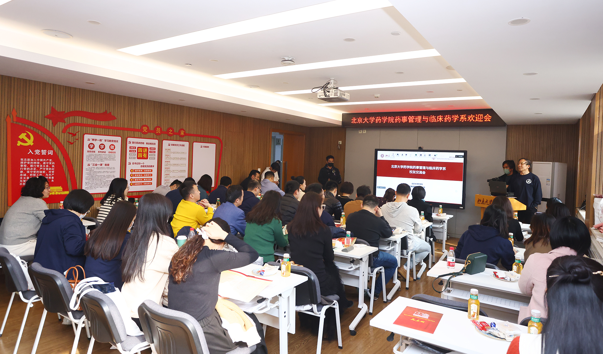 a8c00ad0ea86463f9813a41a855c30e6.jpg a8c00ad0ea86463f9813a41a855c30e6.jpg