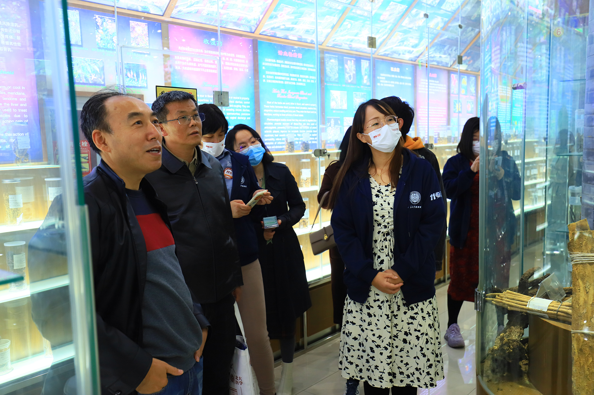 aba0efdda0bd4f48a0cecc1b68258007.jpg aba0efdda0bd4f48a0cecc1b68258007.jpg