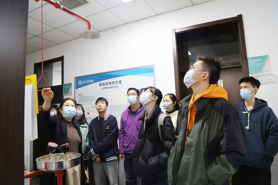 a42df5ac8b0243419eedd37a210e0396.jpg a42df5ac8b0243419eedd37a210e0396.jpg